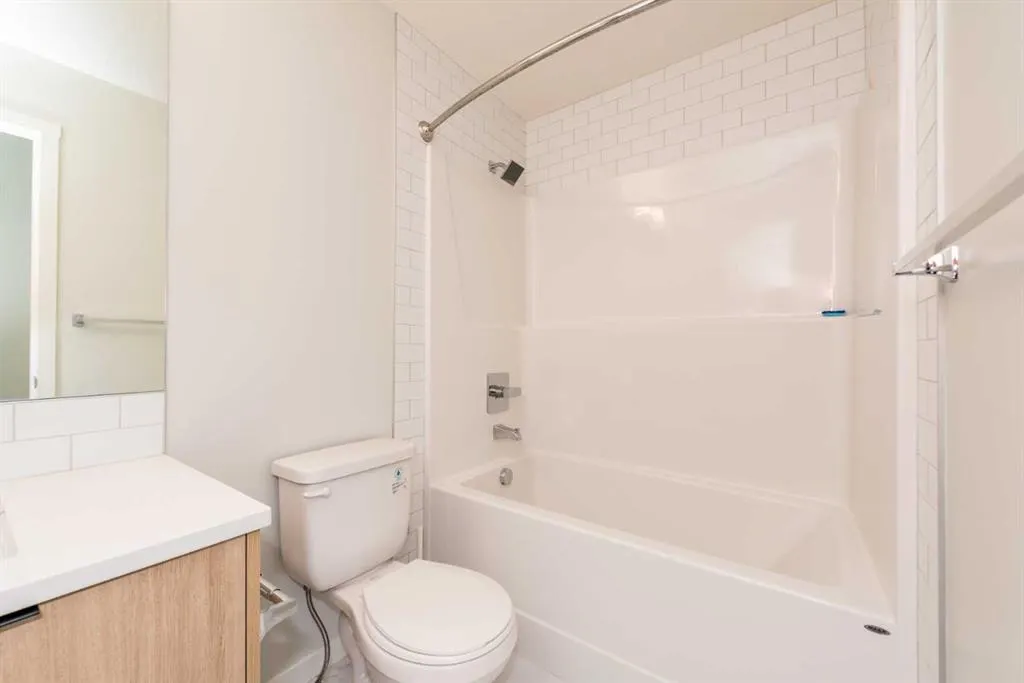 220 Seton Grove SE, #2401