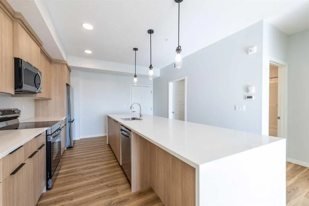 220 Seton Grove SE, #2401