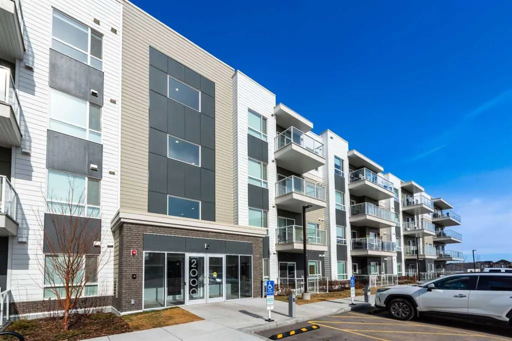 220 Seton Grove SE, #2401