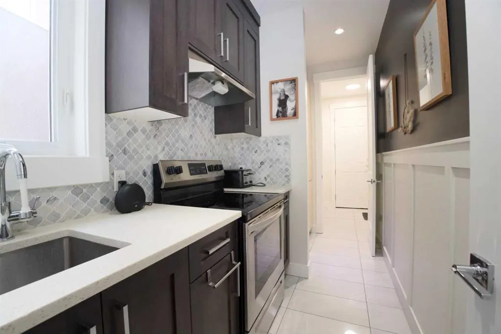 142 kinniburgh Crescent