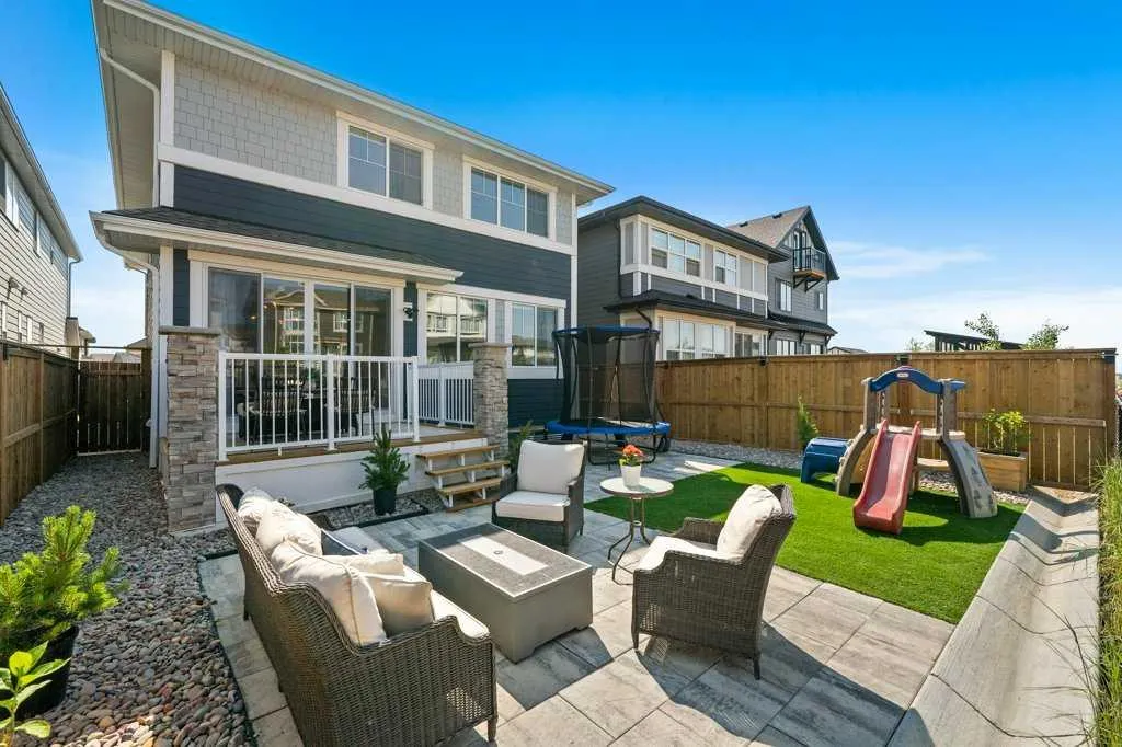 237 Magnolia Terrace SE