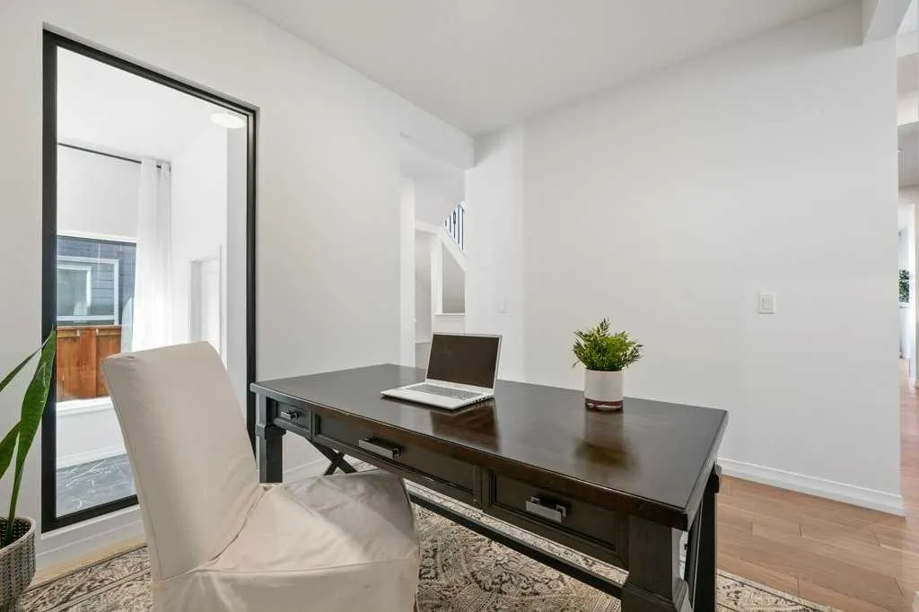 237 Magnolia Terrace SE