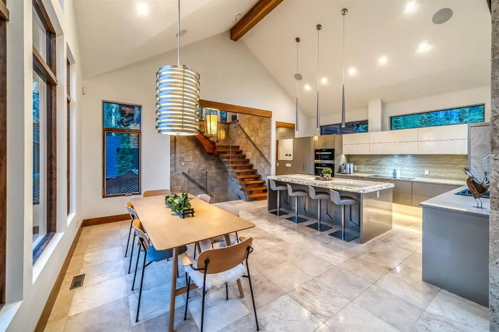 118 Cairns Landing