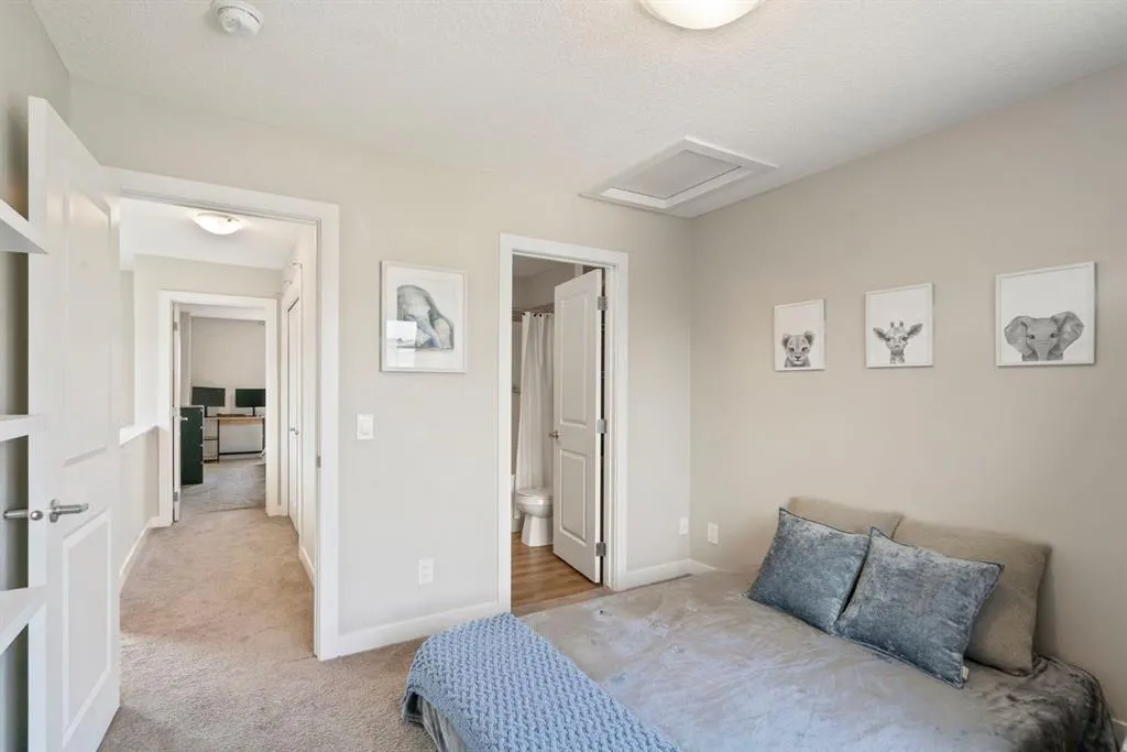 19640 40 Street SE
