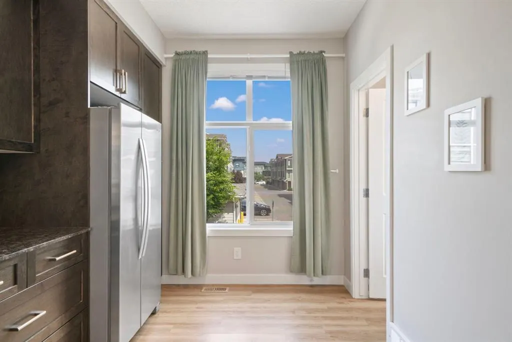 19640 40 Street SE