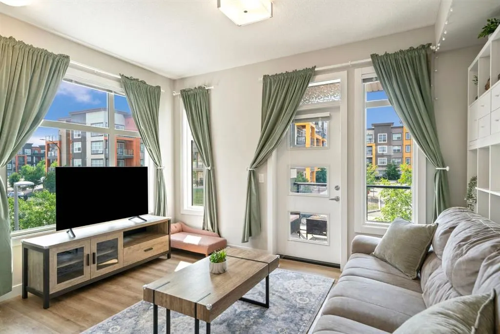 19640 40 Street SE