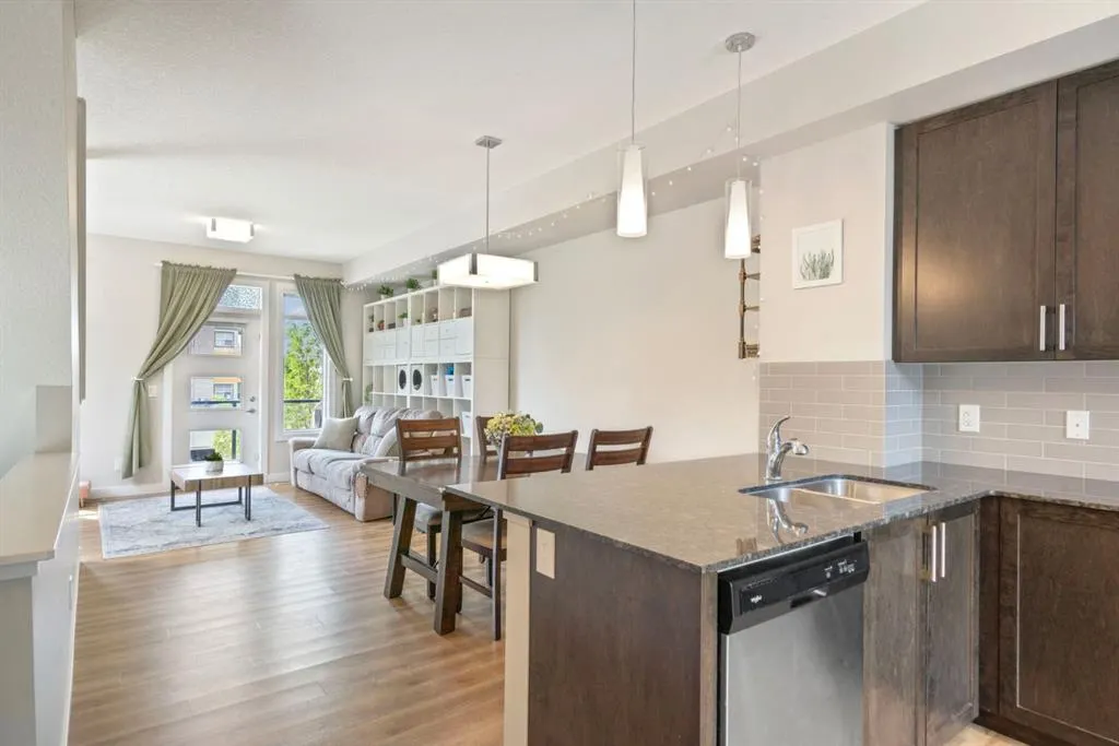 19640 40 Street SE