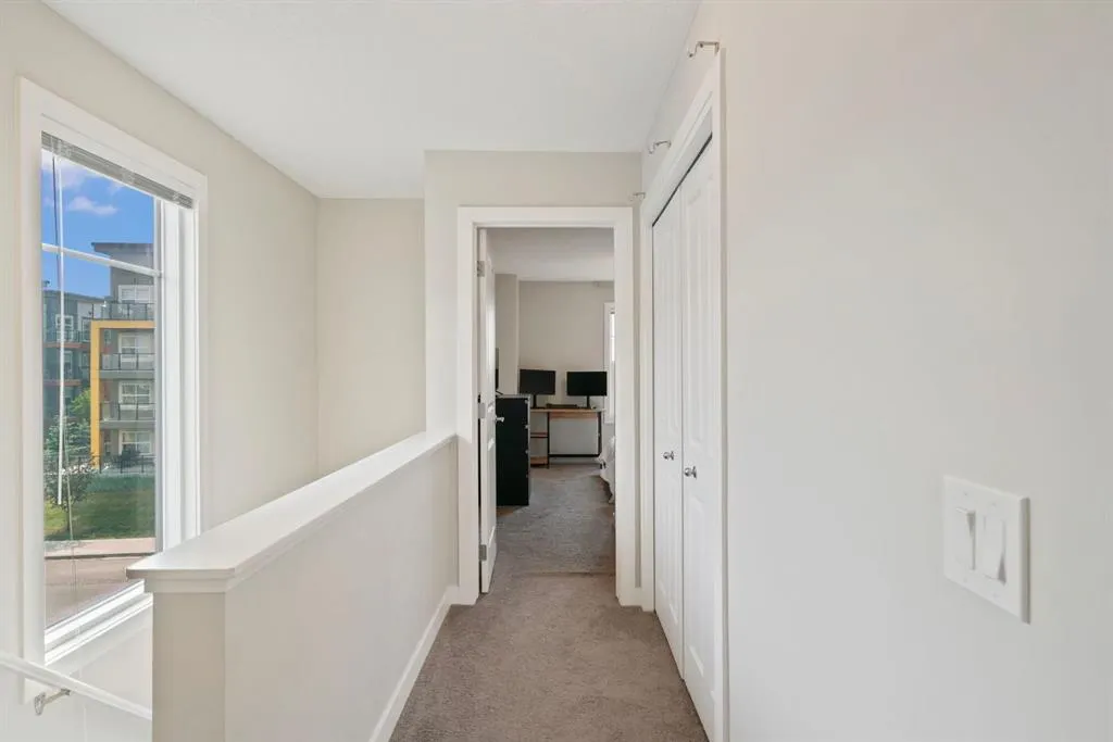 19640 40 Street SE
