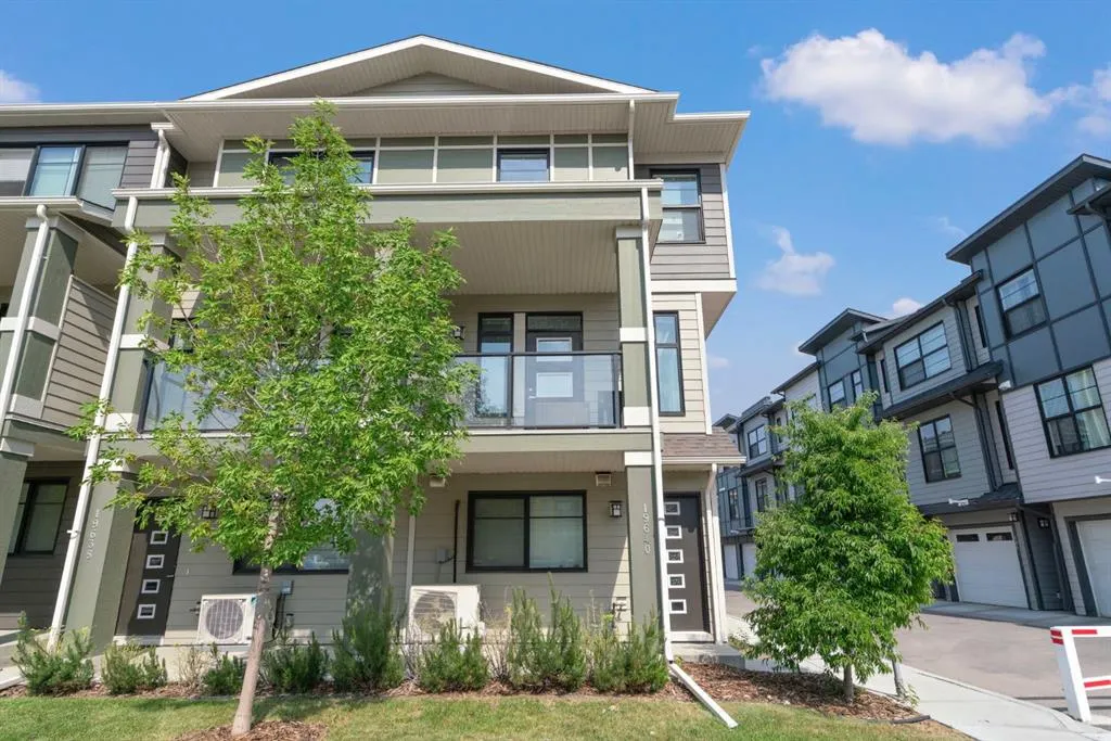 19640 40 Street SE