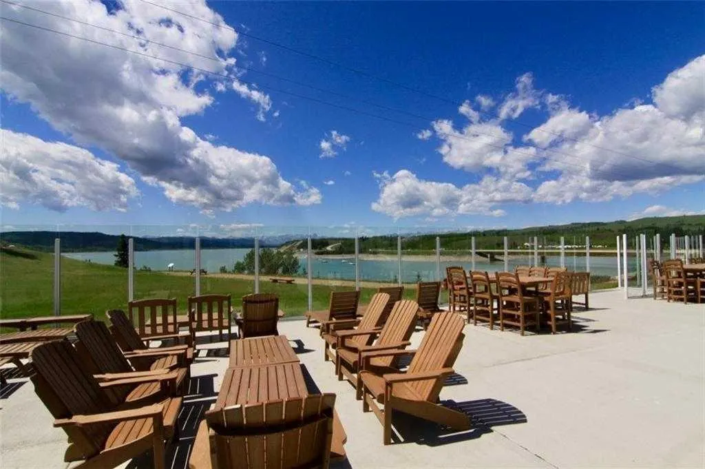 423 Cottageclub Cove