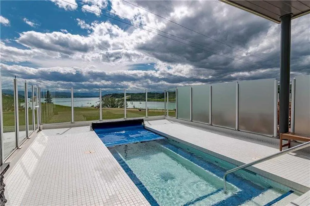 423 Cottageclub Cove