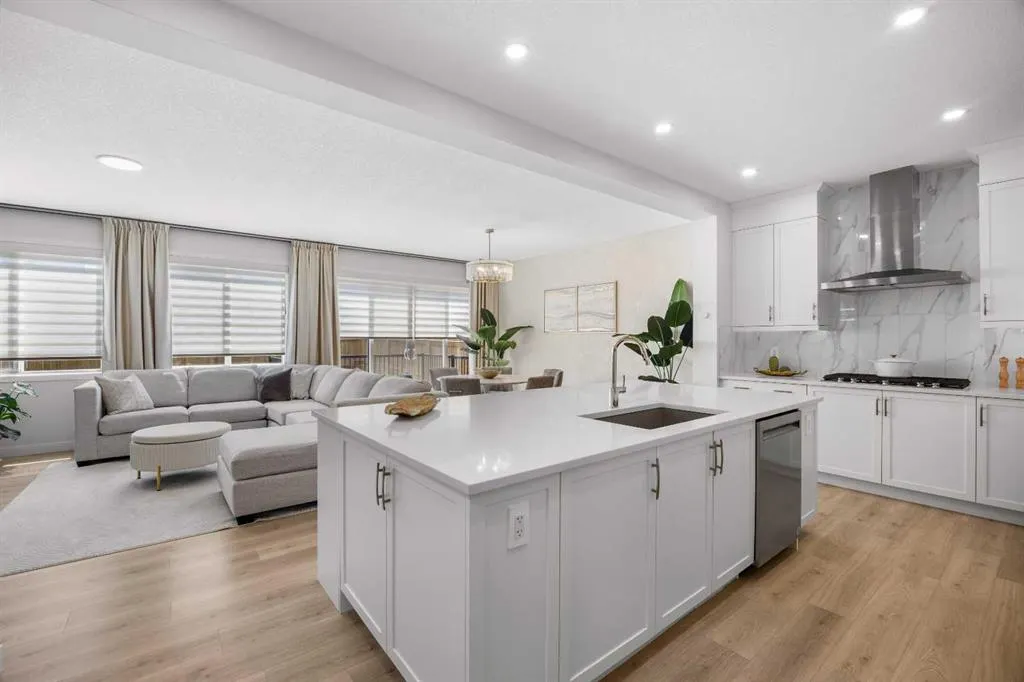 153 Edith Villas NW