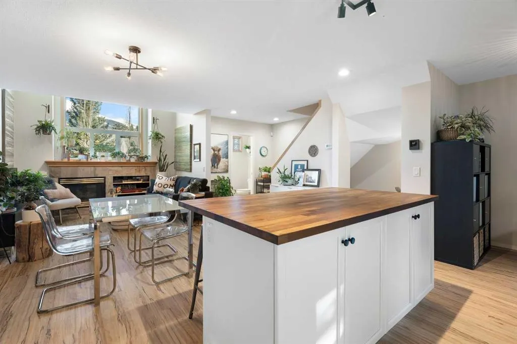 601 4th Street, #2