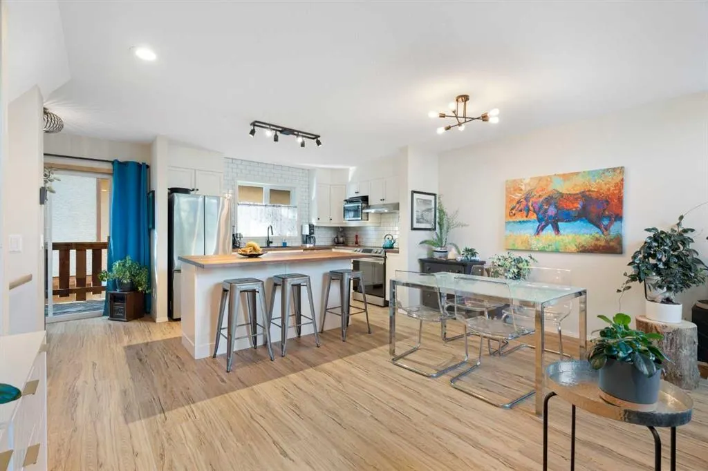 601 4th Street, #2