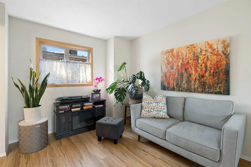 601 4th Street, #2