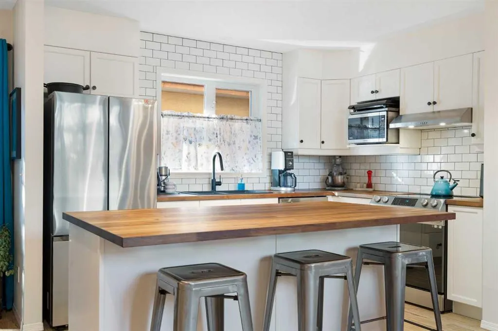 601 4th Street, #2