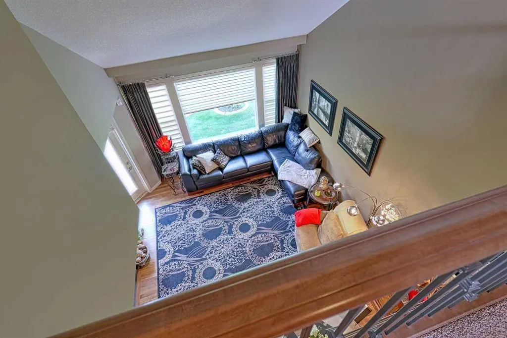 223 Sunset Square