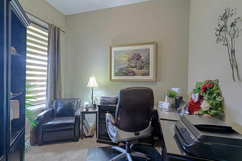 223 Sunset Square