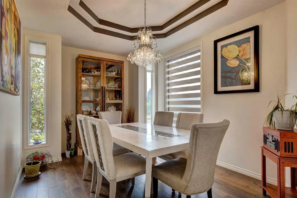 2 Cranridge Heights SE
