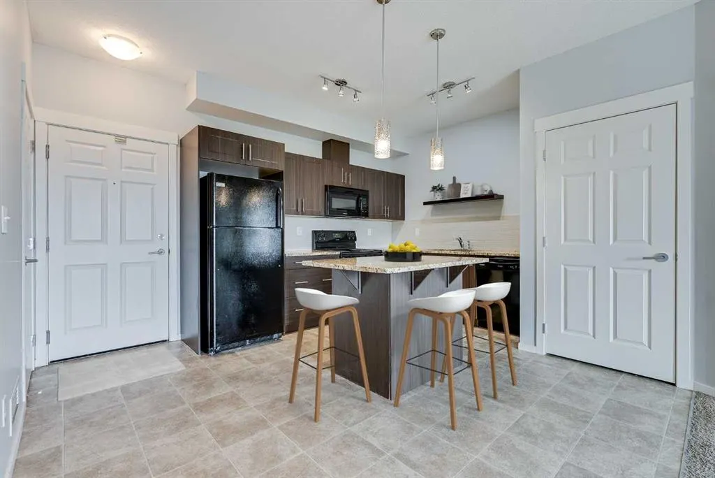 99 Copperstone Park SE, #1405