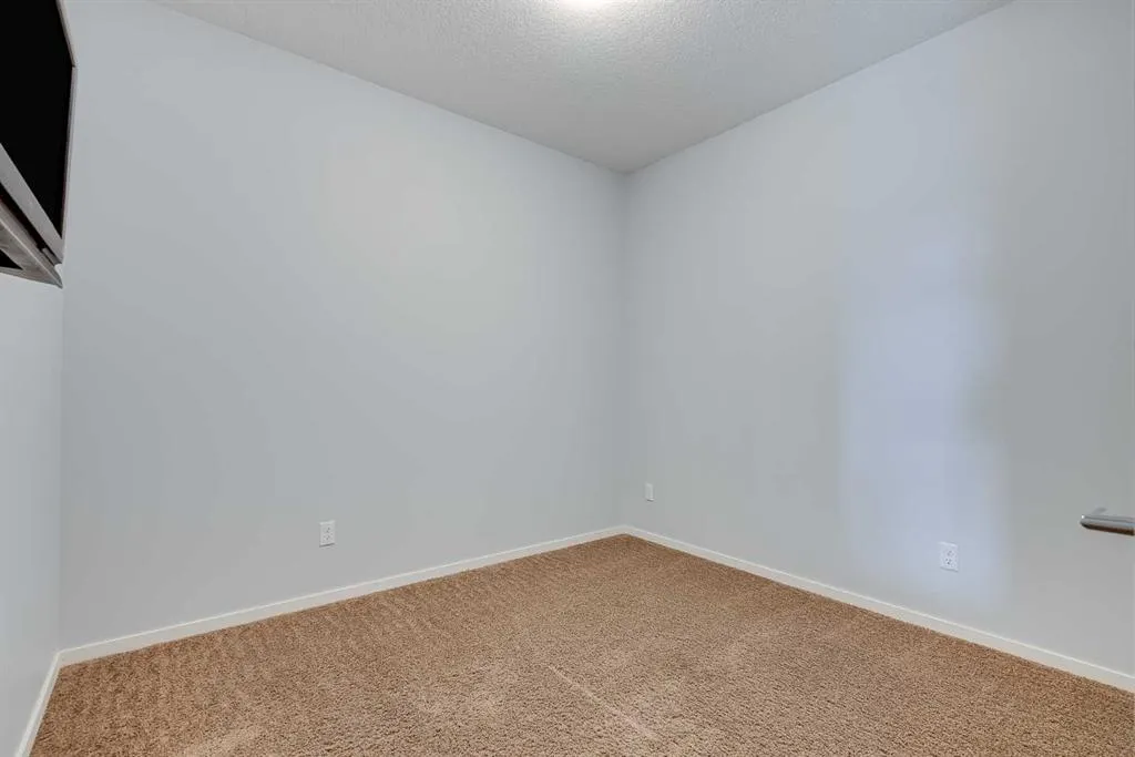 99 Copperstone Park SE, #1405