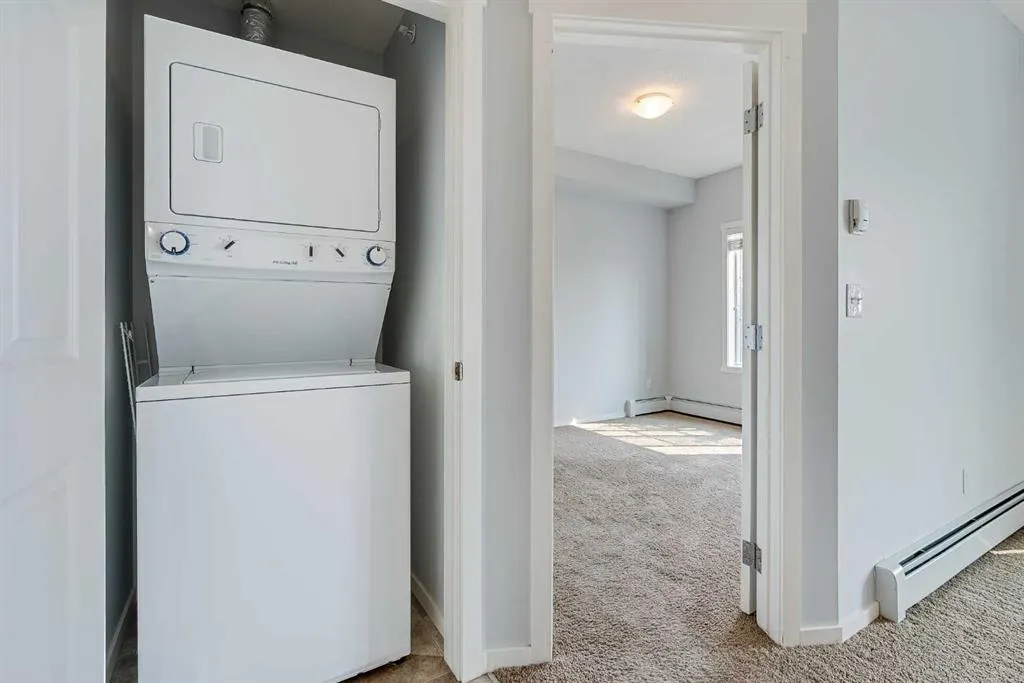 99 Copperstone Park SE, #1405