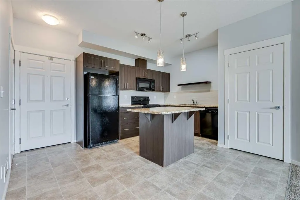 99 Copperstone Park SE, #1405