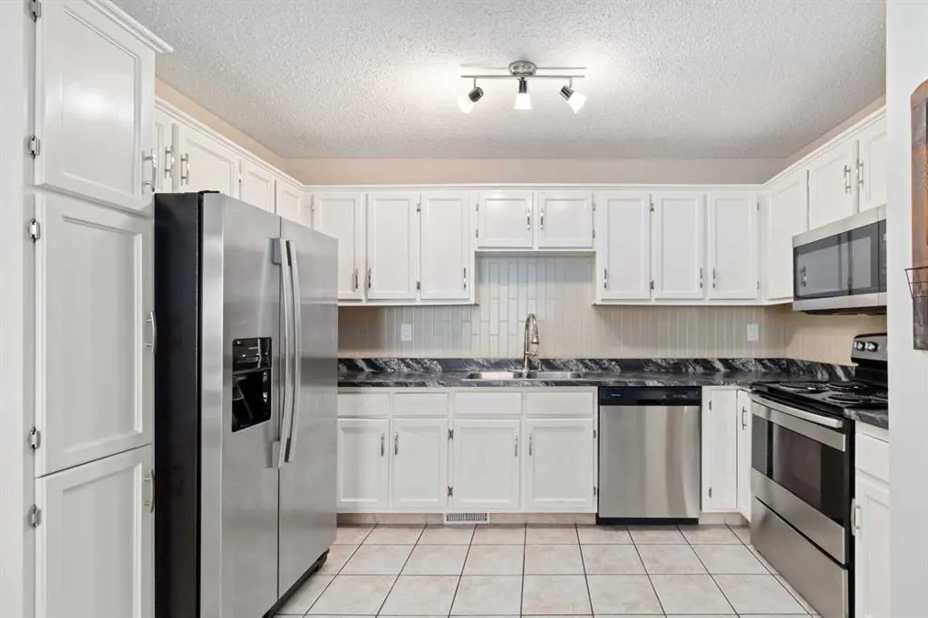577 Timberline Drive