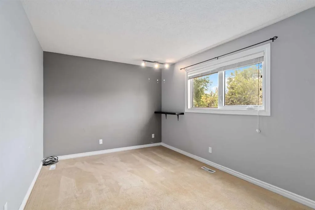 577 Timberline Drive