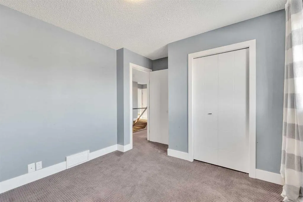 129 Edgebrook Gardens NW