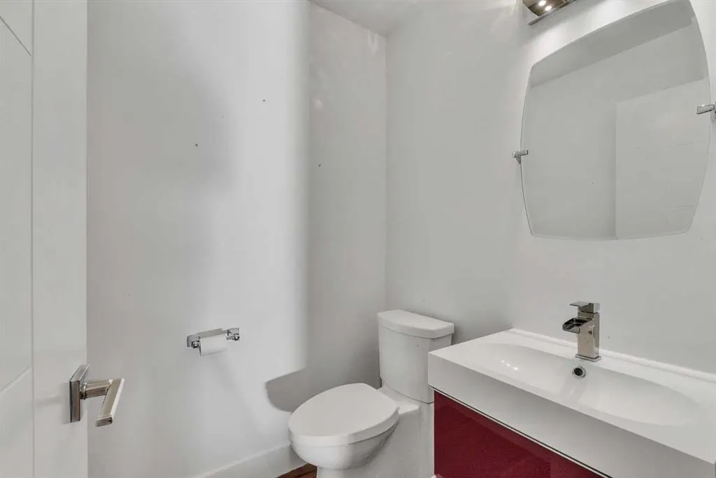 129 Edgebrook Gardens NW