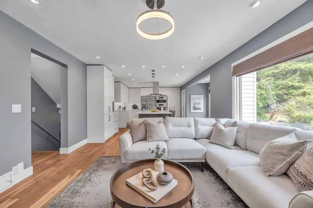 129 Edgebrook Gardens NW
