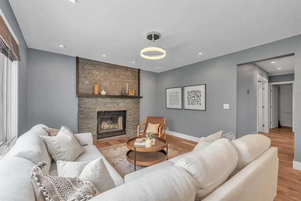 129 Edgebrook Gardens NW