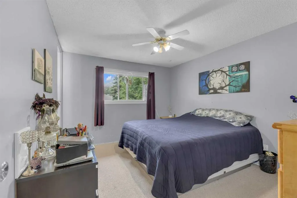 10 45 Street Crescent