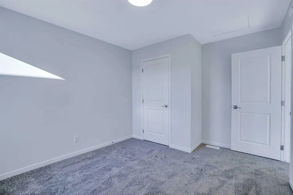 50 Setonstone Manor SE