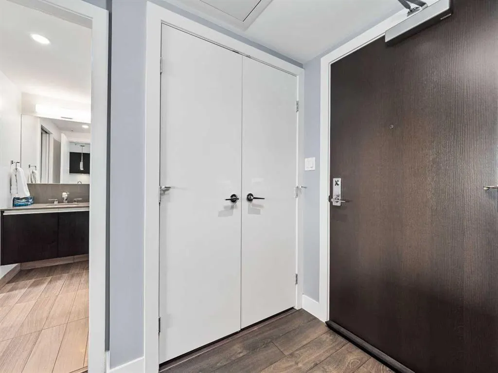 1122 3 Street SE, #2408