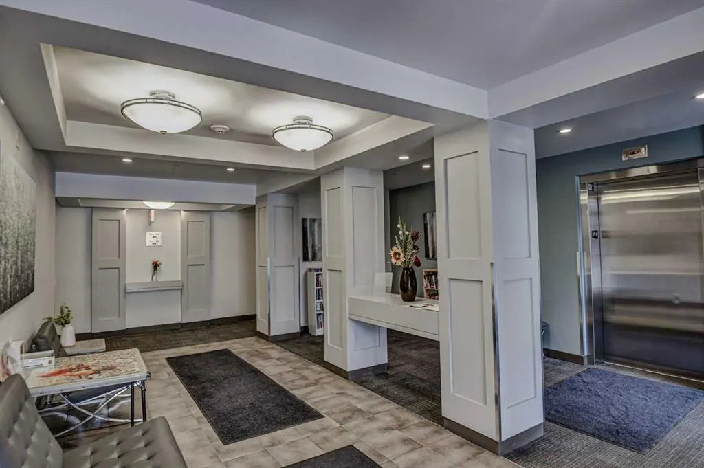 201 Sunset Drive, #412