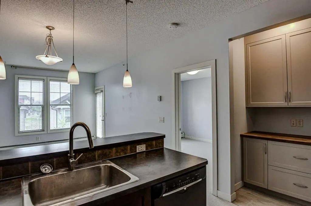 201 Sunset Drive, #412