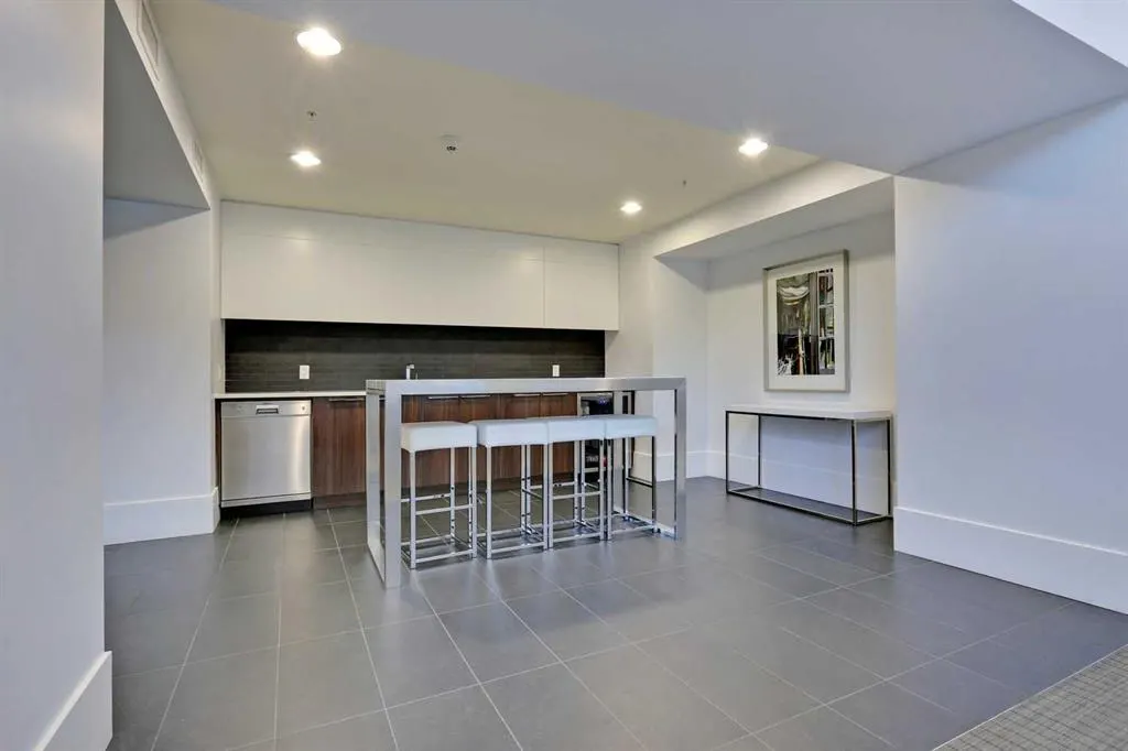 1111 10 Street SW, #1404