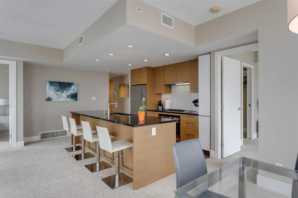1111 10 Street SW, #1404