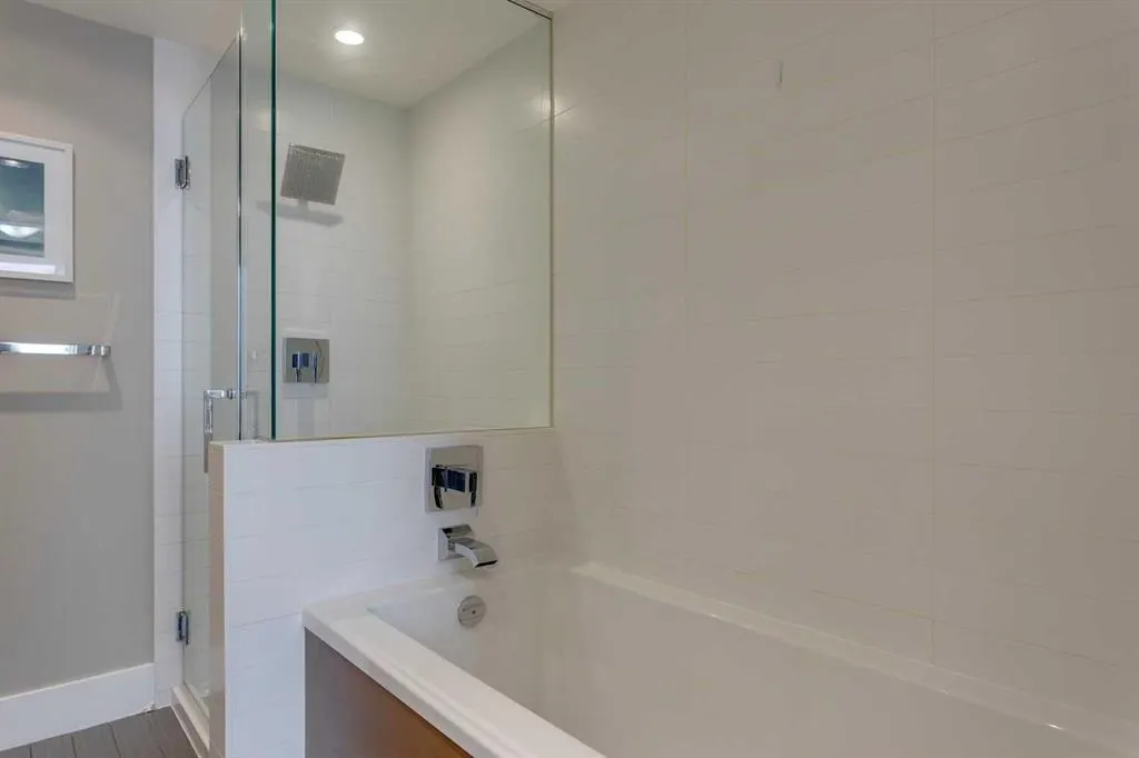 1111 10 Street SW, #1404