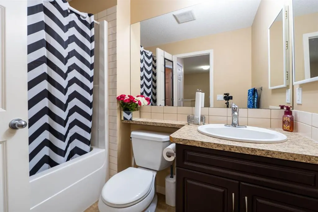 163 Skyview Springs Manor NE