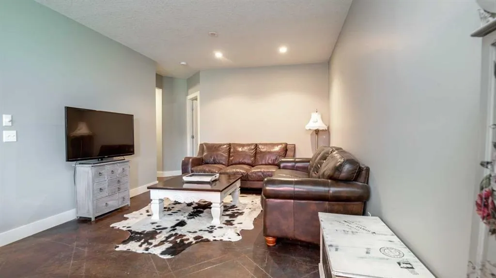3100 Range Road 254