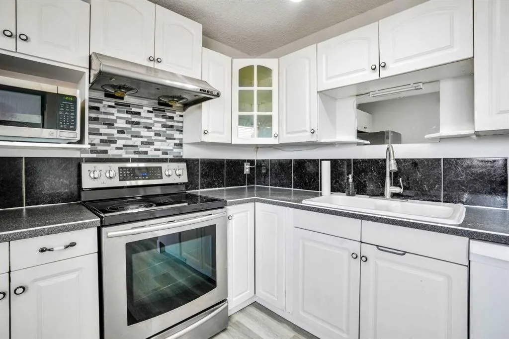 171 erin ridge Road SE