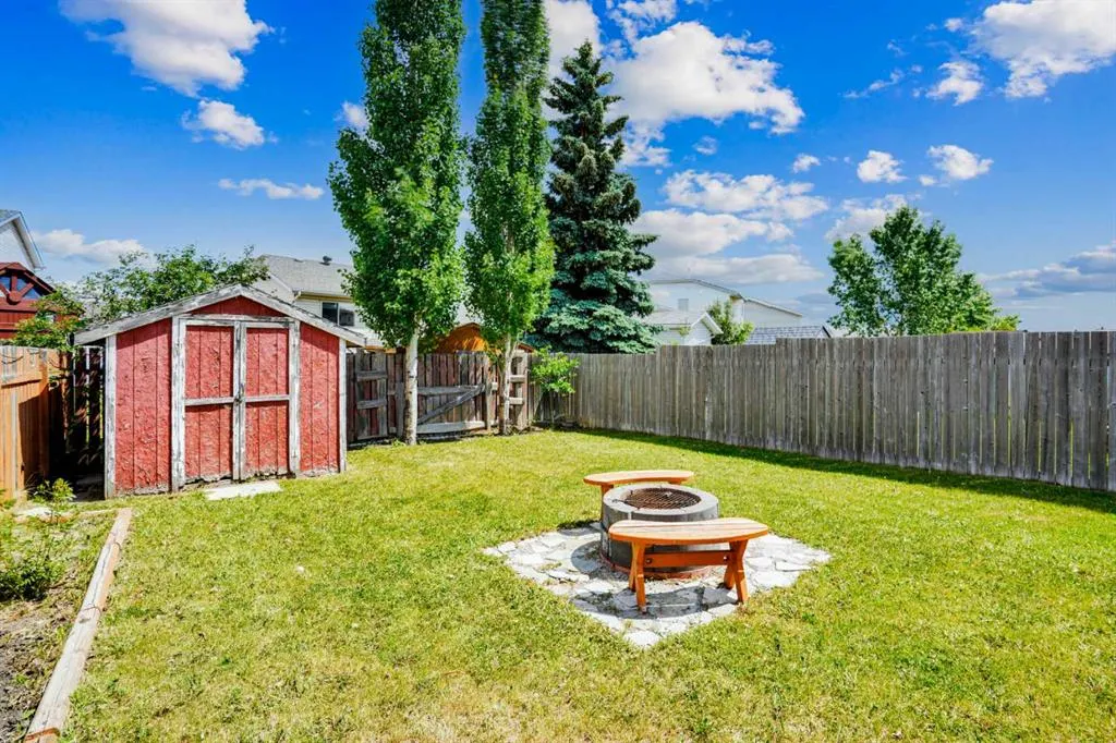 171 erin ridge Road SE