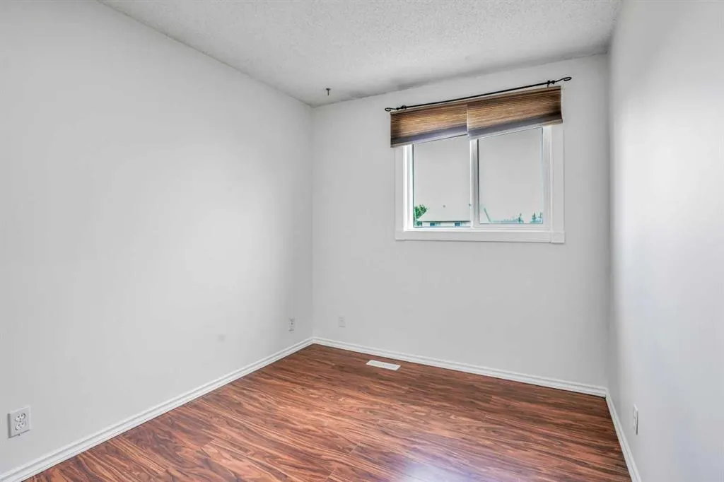 171 erin ridge Road SE