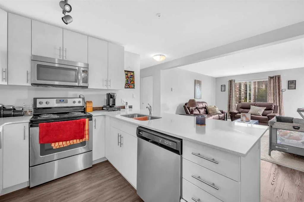 181 Skyview Ranch Manor NE, #4215