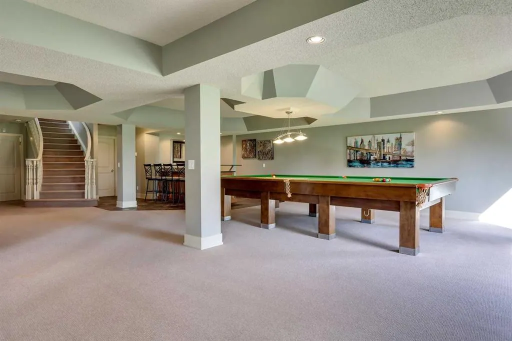 143 Country Club Lane