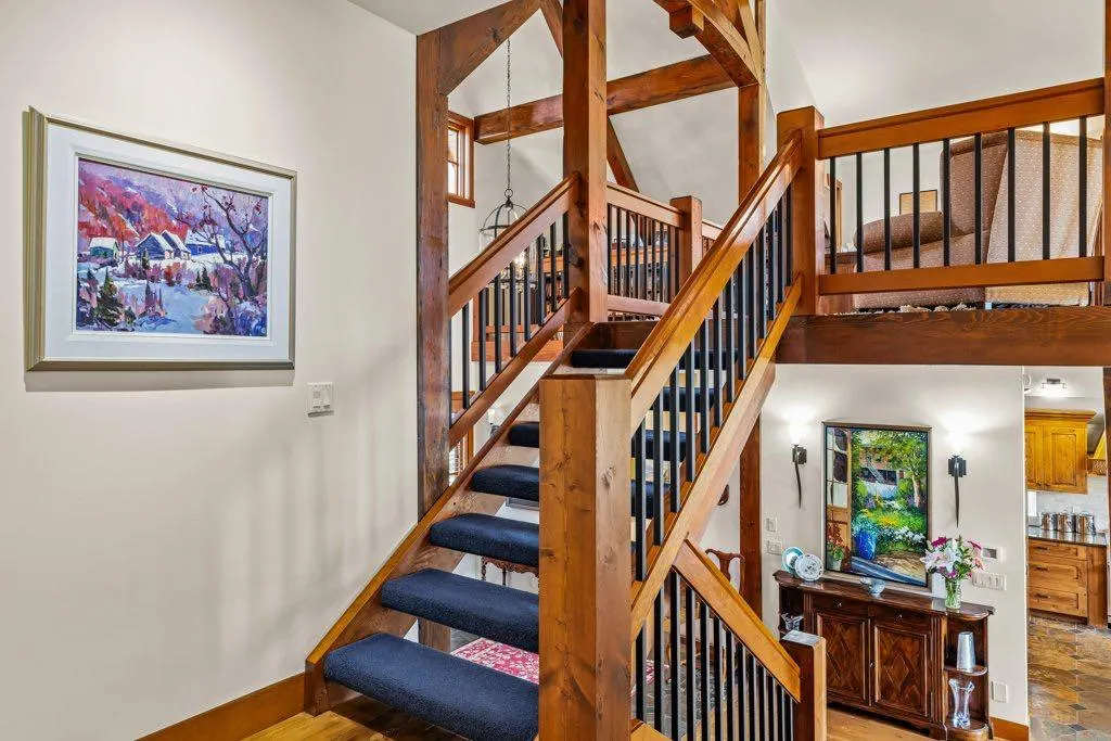 517 Silvertip Pointe