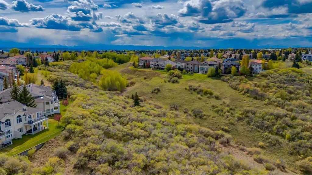 42 Edgevalley View NW